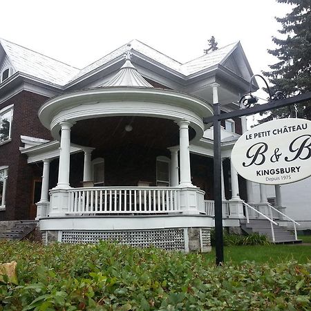 Le Petit Chateau Montebello B&B 외부 사진