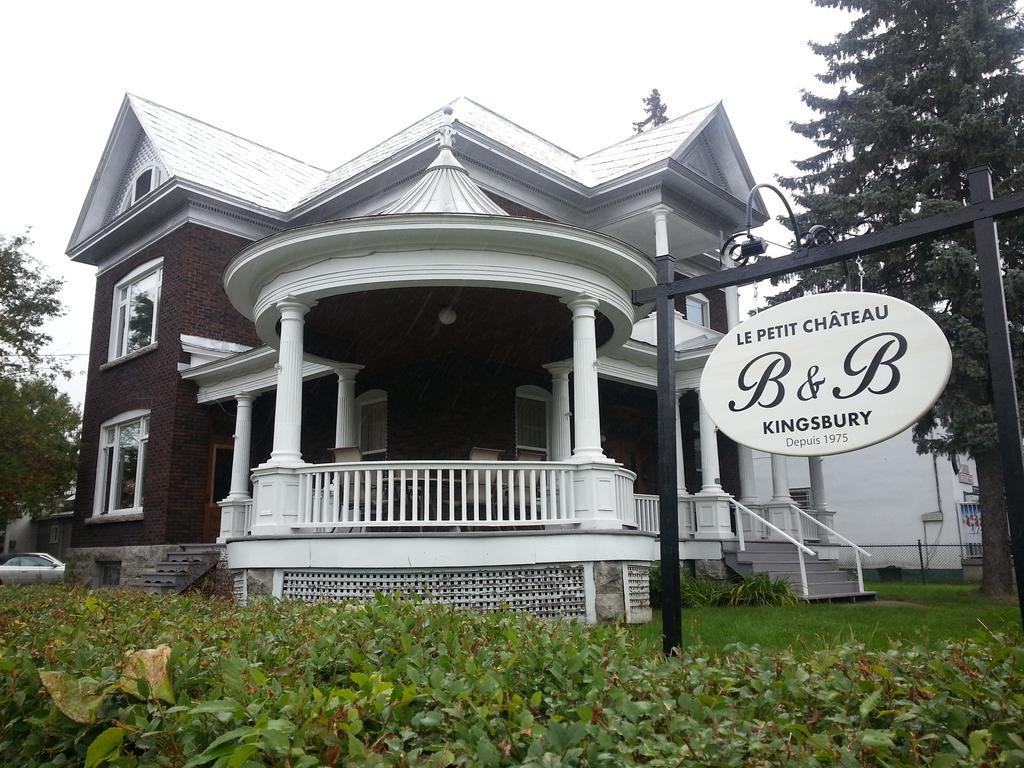 Le Petit Chateau Montebello B&B 외부 사진