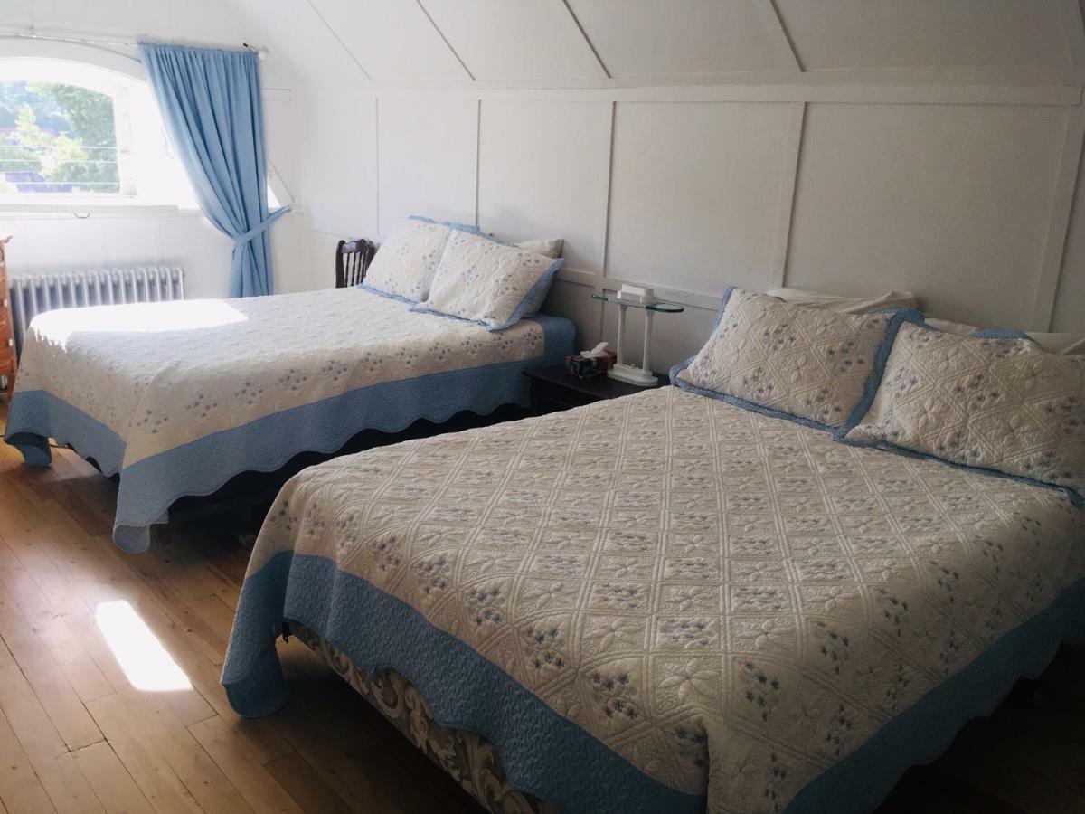 Le Petit Chateau Montebello B&B 외부 사진